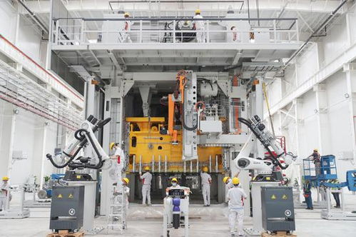 提質(zhì)降本 恒大最強黑燈工廠來襲